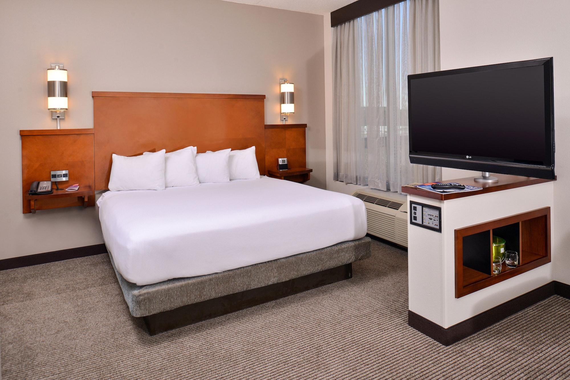 Hyatt Place Гардън Сити Екстериор снимка