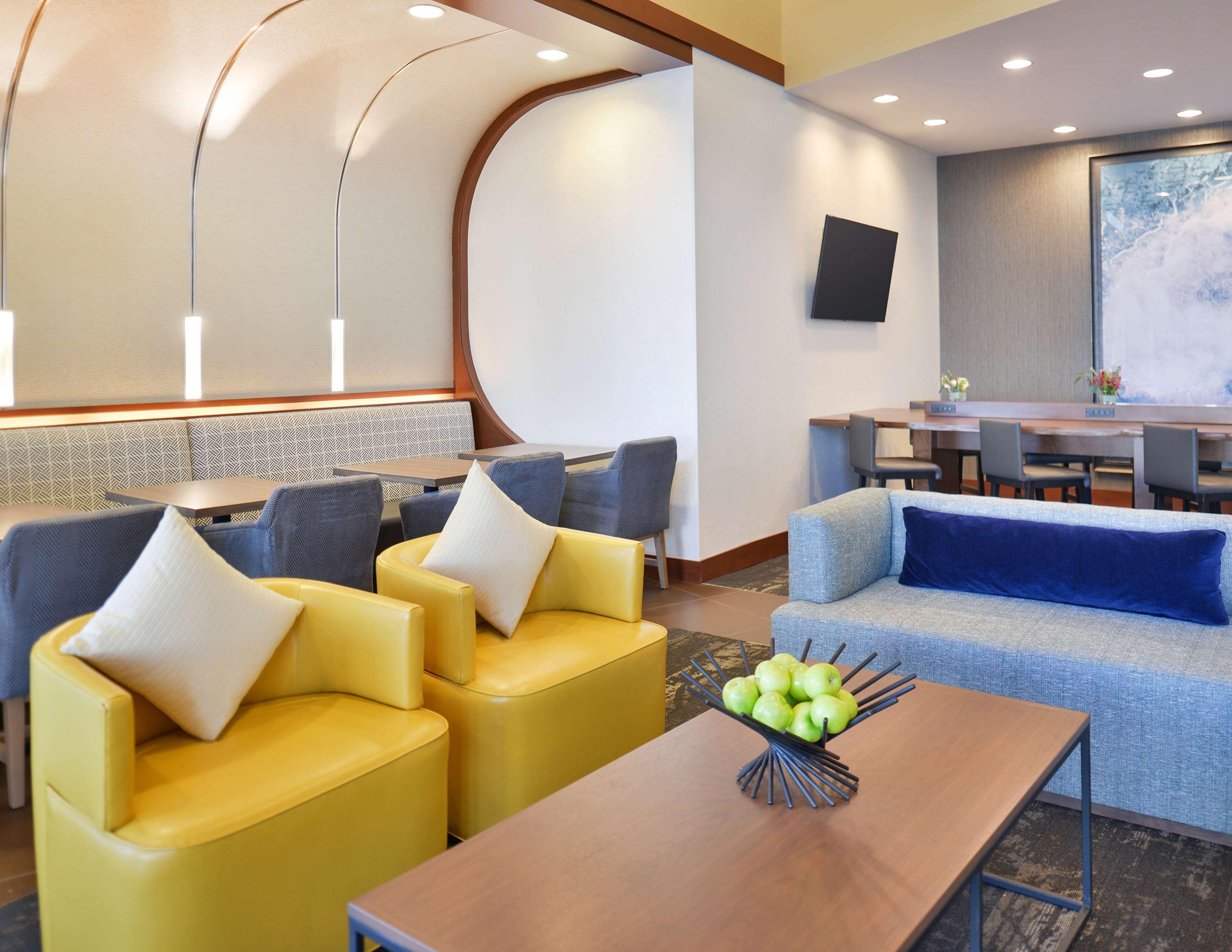 Hyatt Place Гардън Сити Екстериор снимка